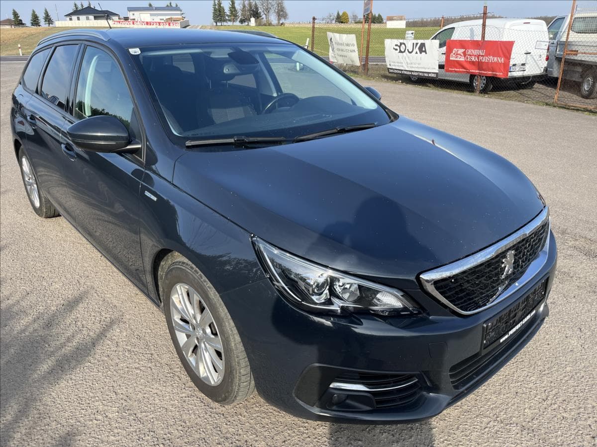 2018 Peugeot 308 - 3