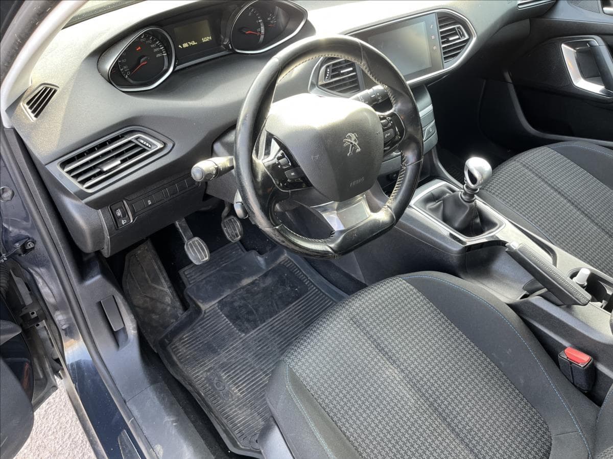 2018 Peugeot 308 - 9