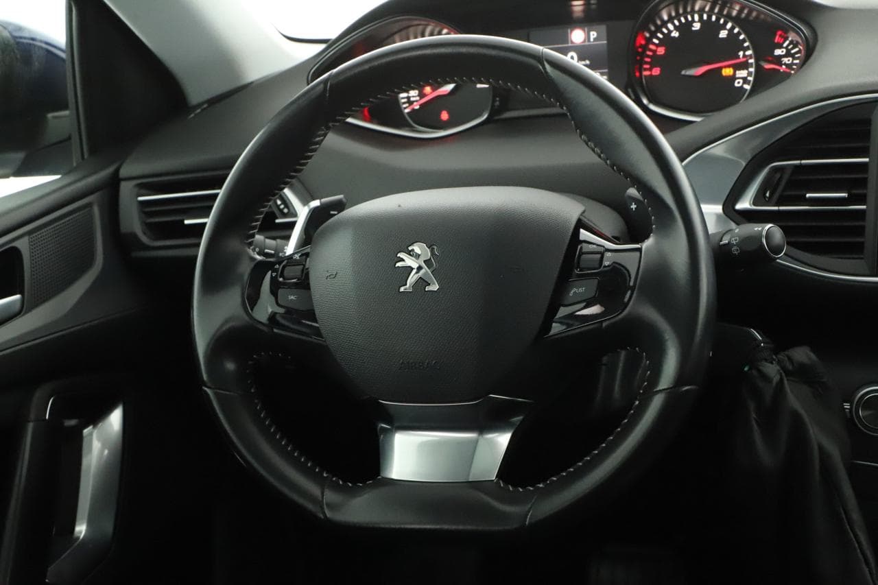 2019 Peugeot 308 - 14
