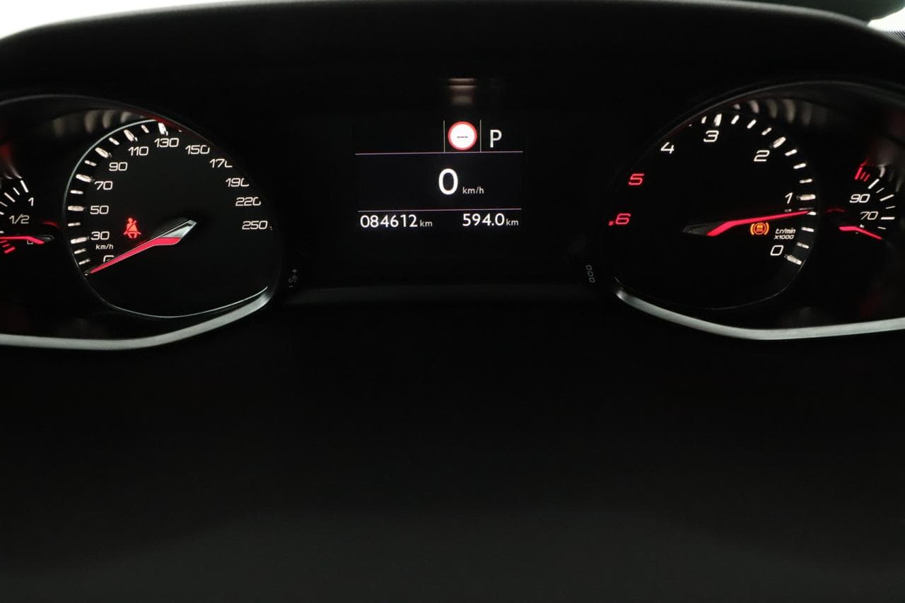 2019 Peugeot 308 - 15