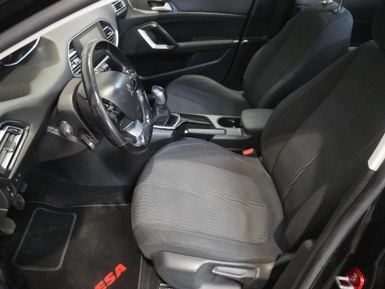 2016 Peugeot 308 - 9