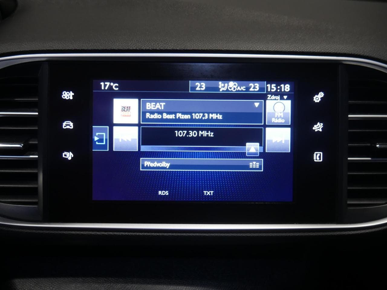 2016 Peugeot 308 - 14