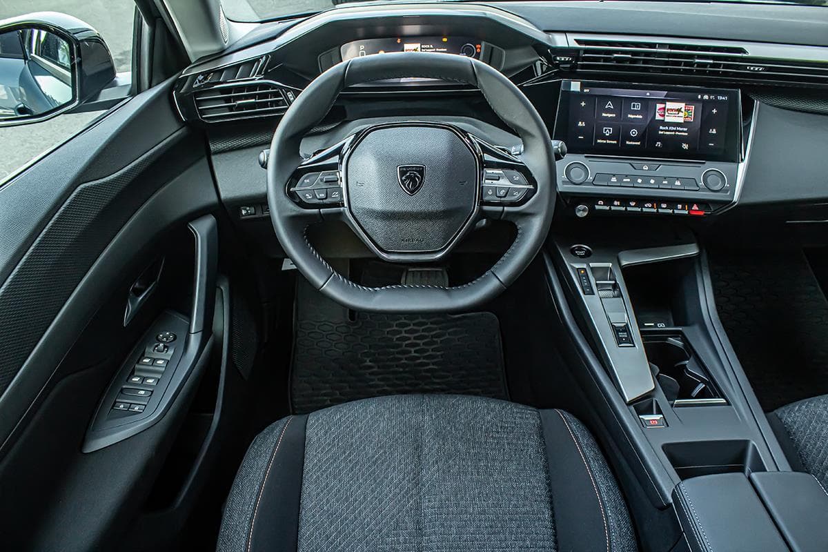 2025 Peugeot 308 - 11