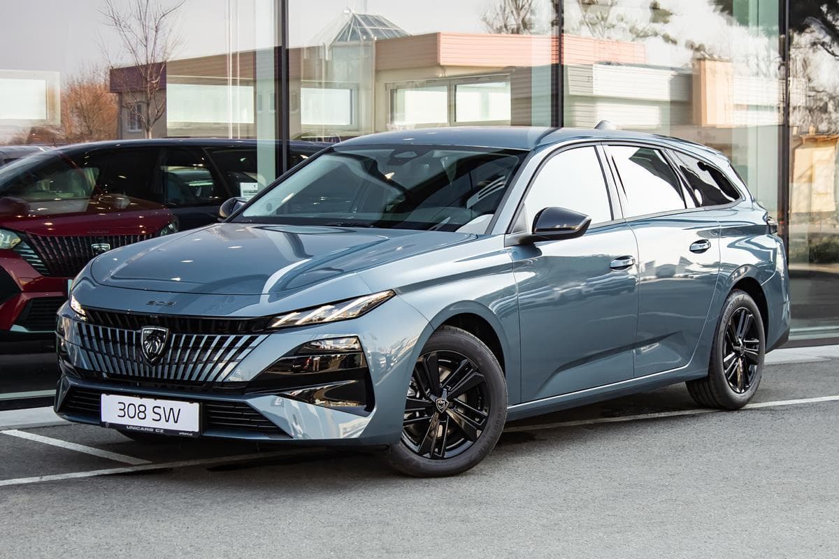 Peugeot 308 1,2 SW STYLE Hybrid 145 e-DCS6 kombi