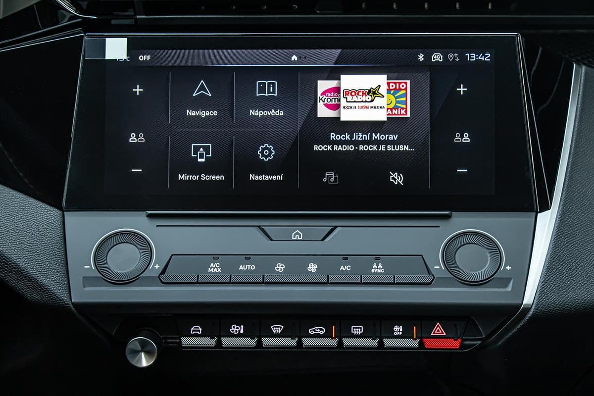 2025 Peugeot 308 - 13