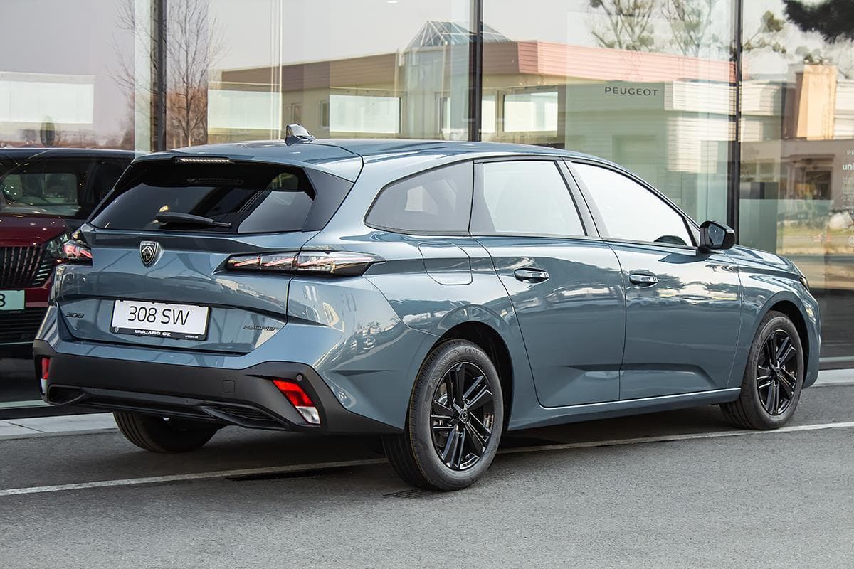 2025 Peugeot 308 - 5