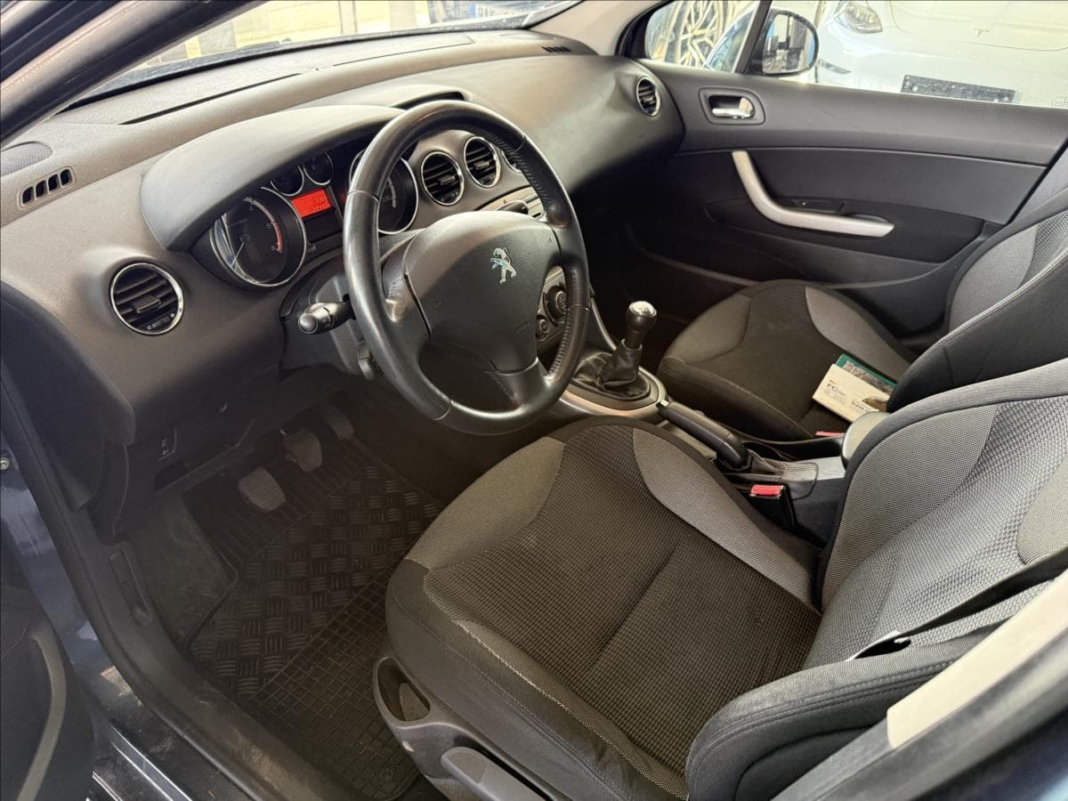 2012 Peugeot 308 - 7