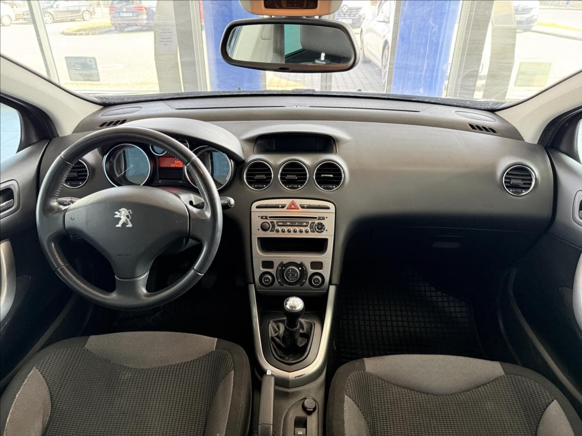 2012 Peugeot 308 - 9