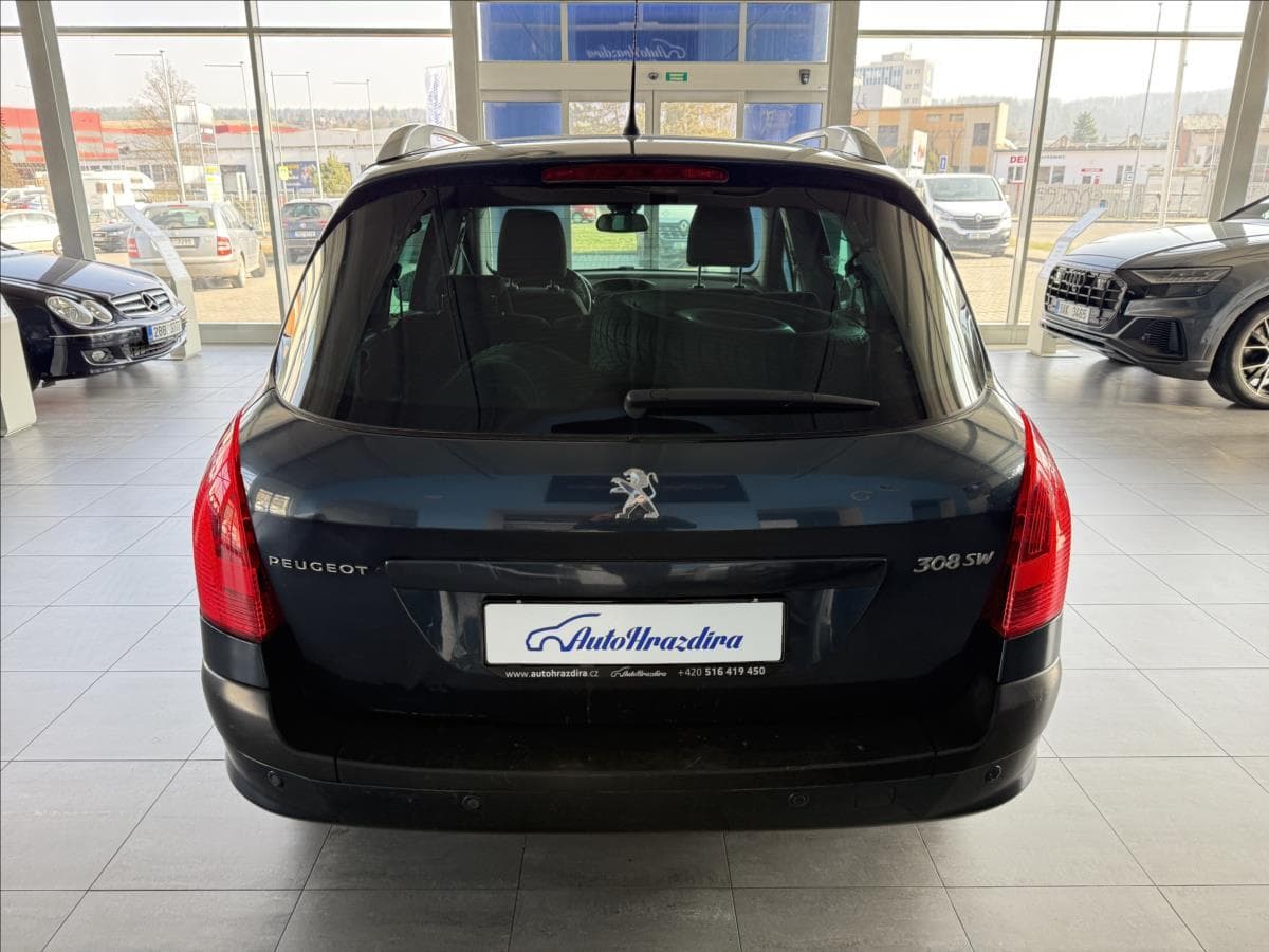 2012 Peugeot 308 - 5