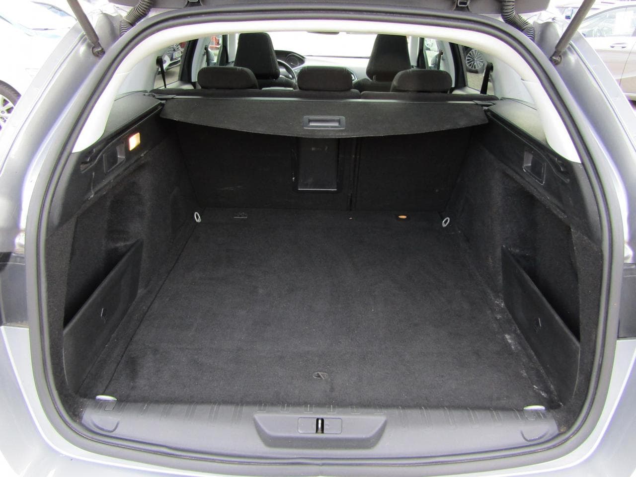 2016 Peugeot 308 - 7