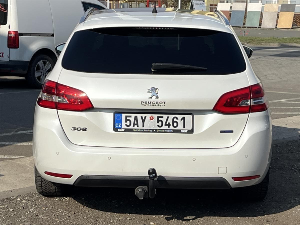 2016 Peugeot 308 - 6