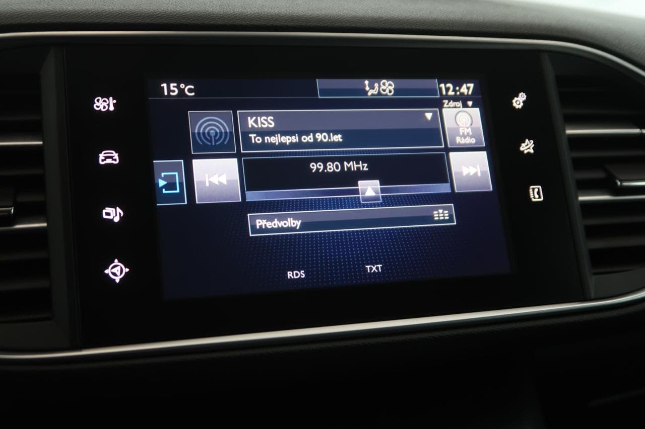 2016 Peugeot 308 - 18