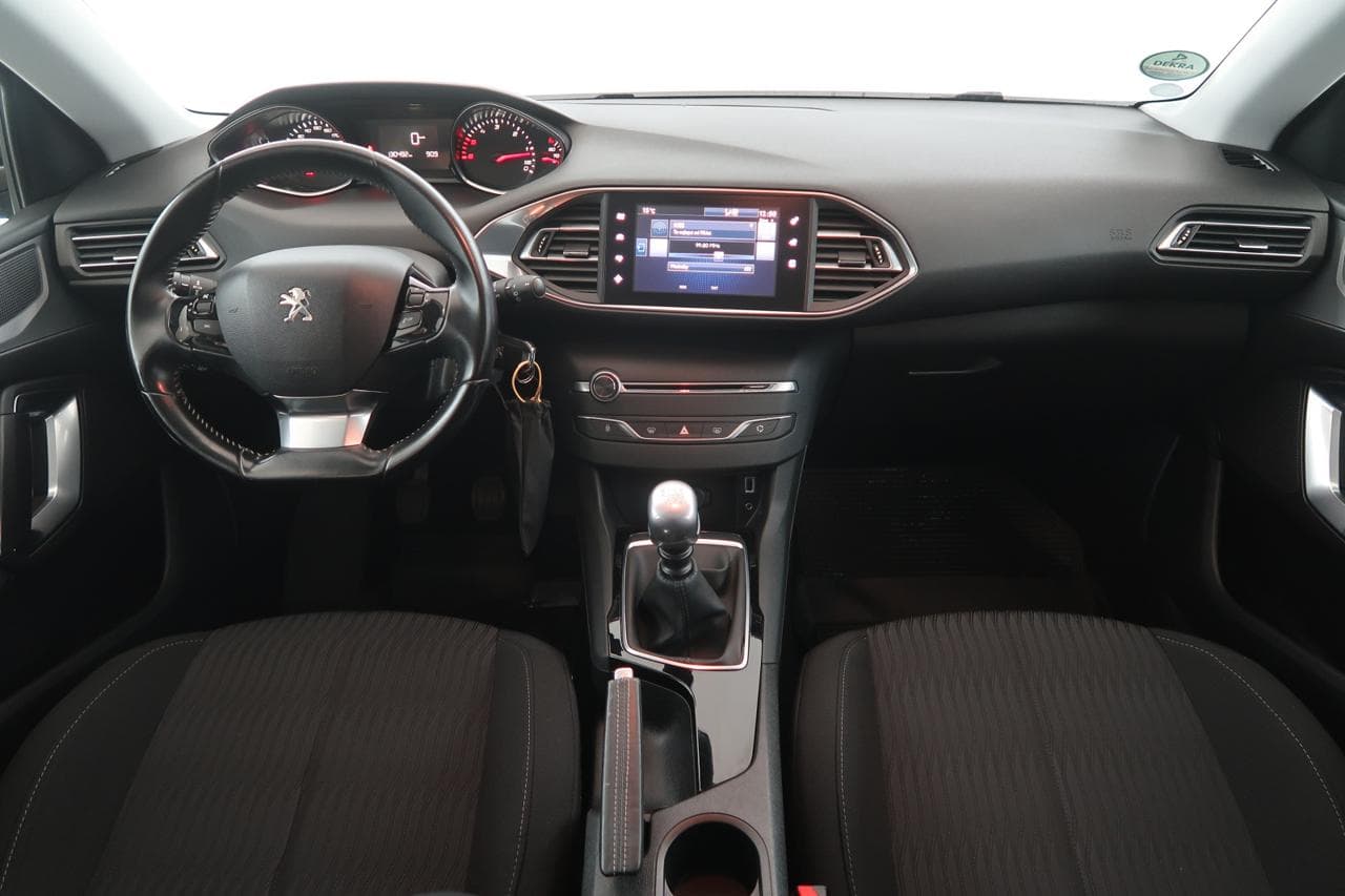2016 Peugeot 308 - 10