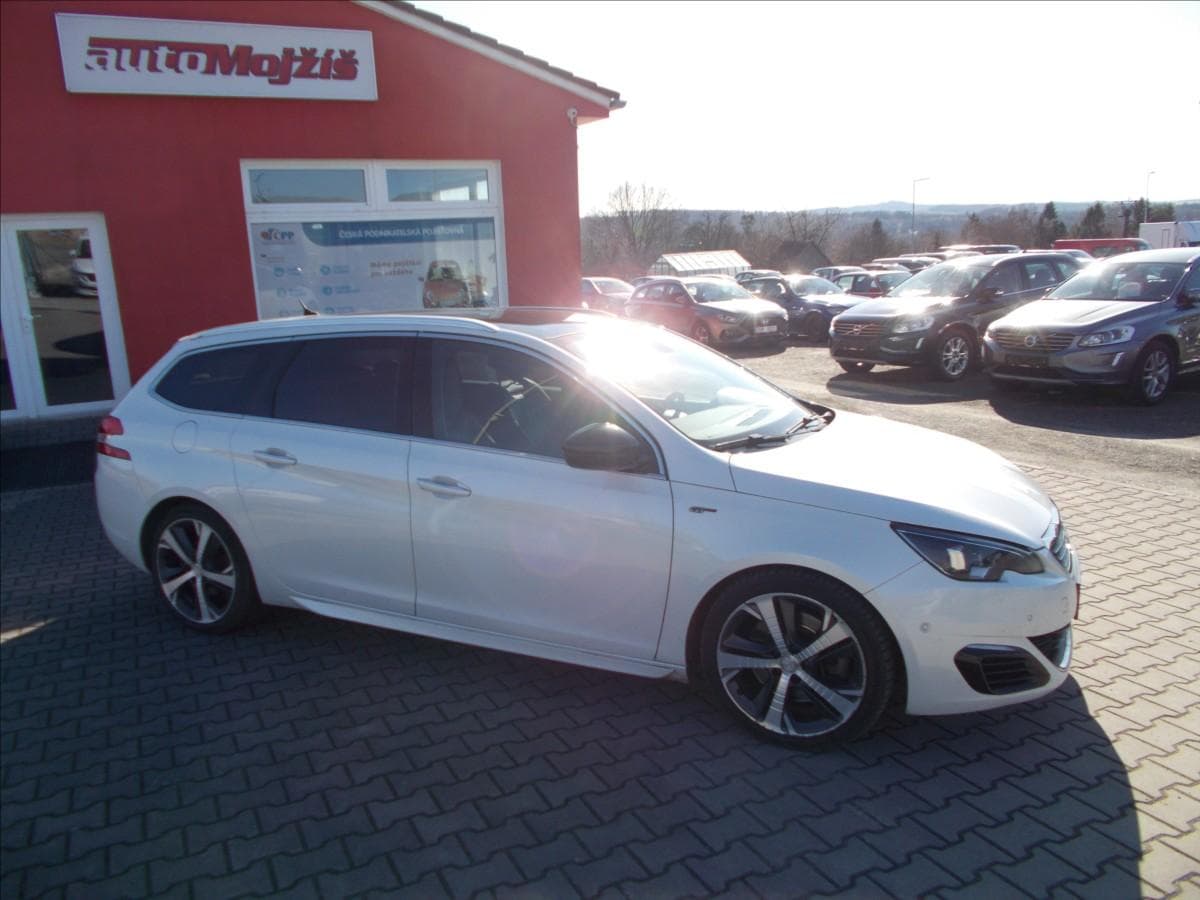 2015 Peugeot 308 - 9