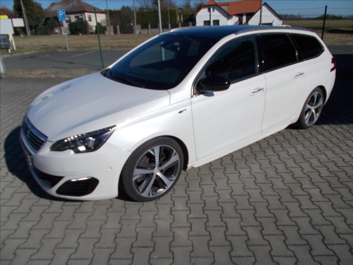 2015 Peugeot 308 - 5