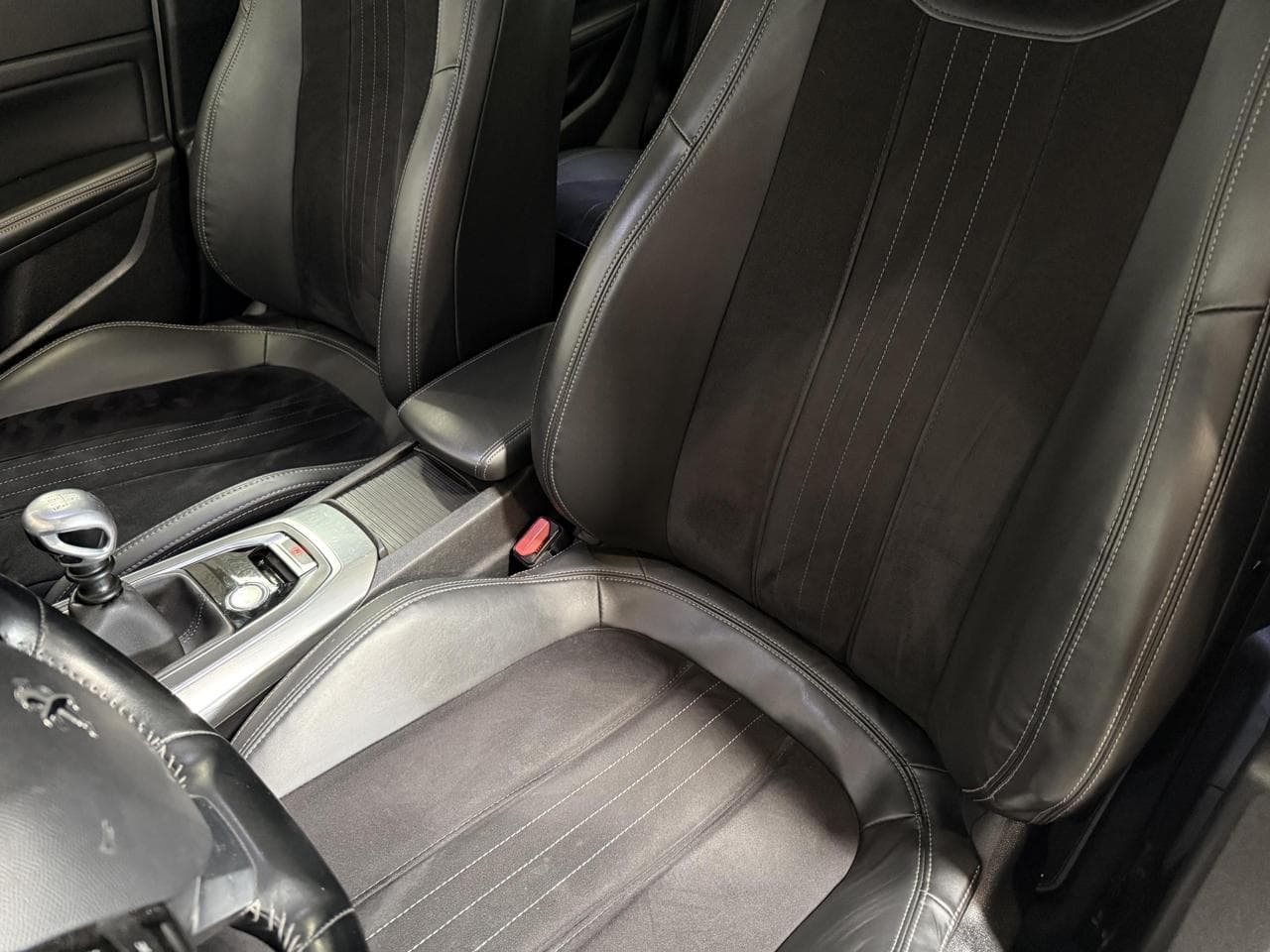 2017 Peugeot 308 - 9