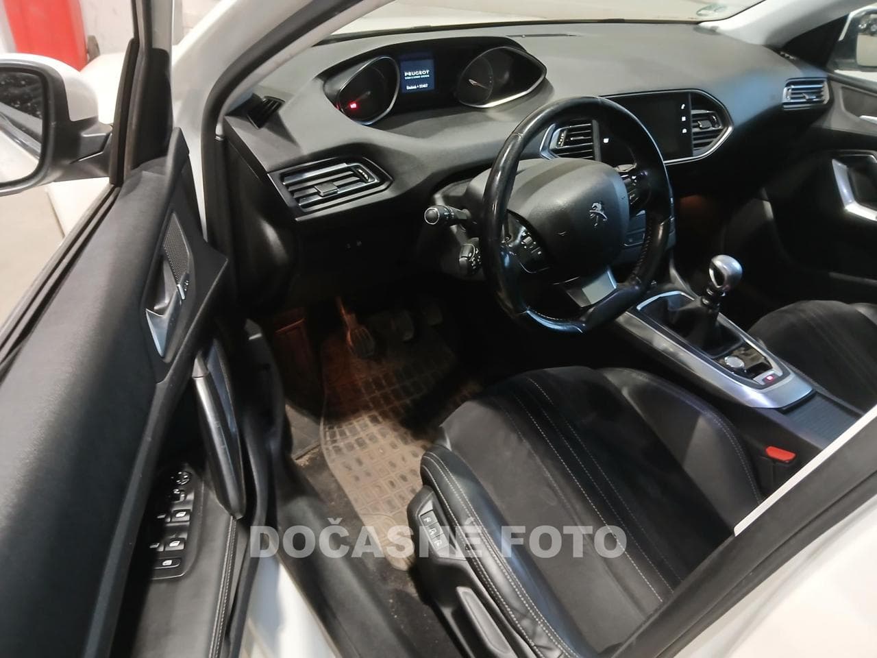 2017 Peugeot 308 - 3