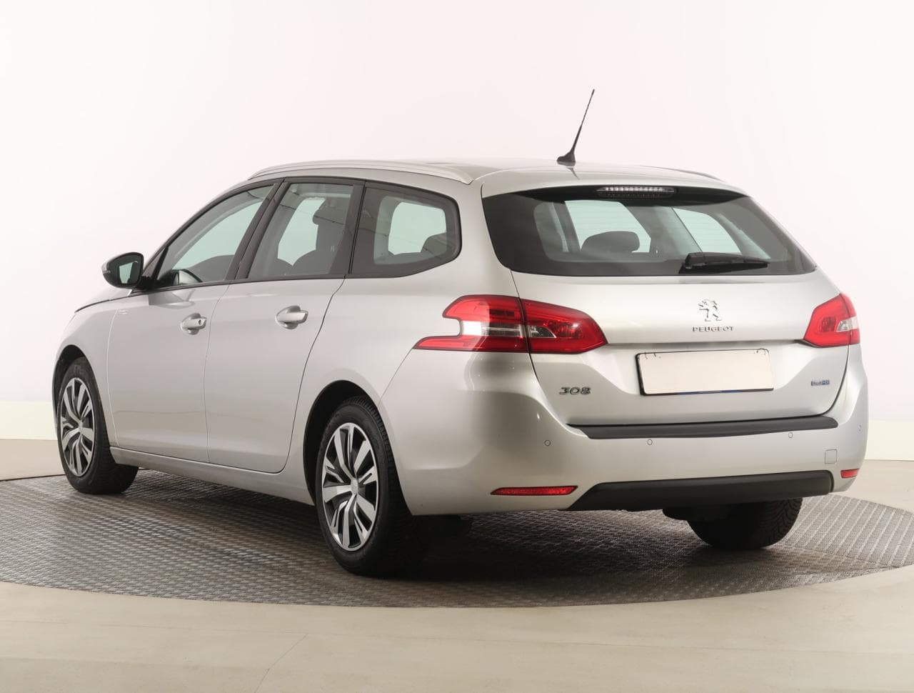 2016 Peugeot 308 - 5