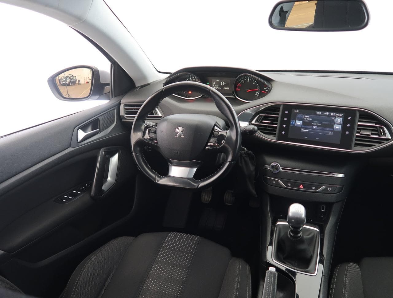 2016 Peugeot 308 - 9