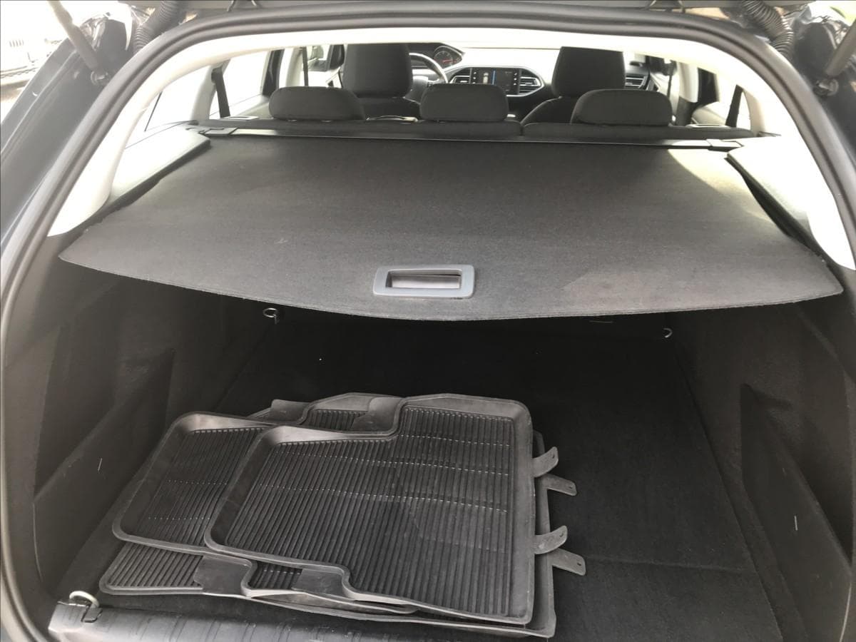 2019 Peugeot 308 - 6