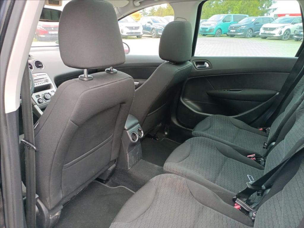 2010 Peugeot 308 - 14