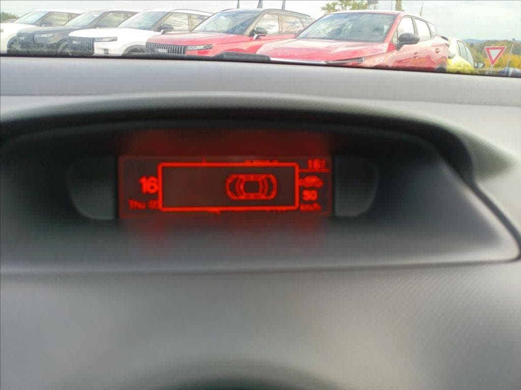 2010 Peugeot 308 - 17