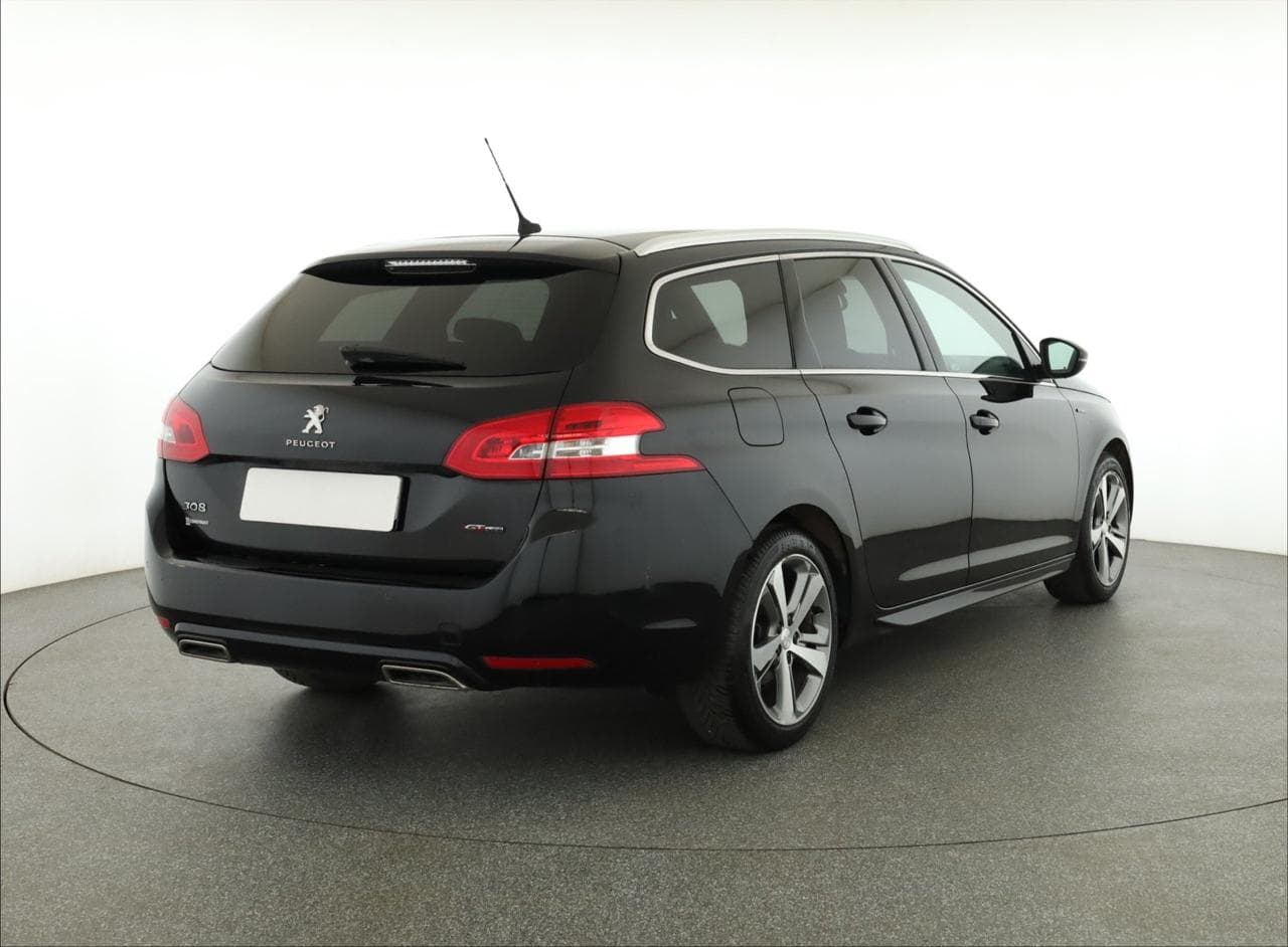 2020 Peugeot 308 - 13