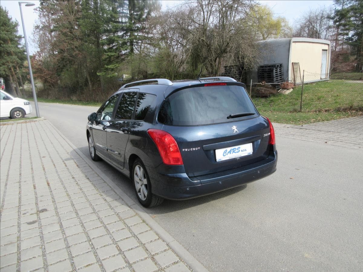 2013 Peugeot 308 - 8