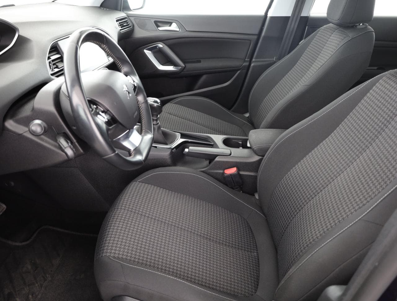 2020 Peugeot 308 - 13