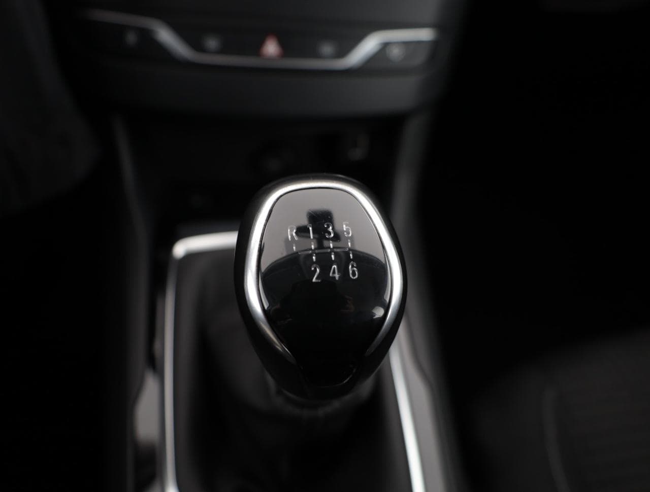 2020 Peugeot 308 - 19