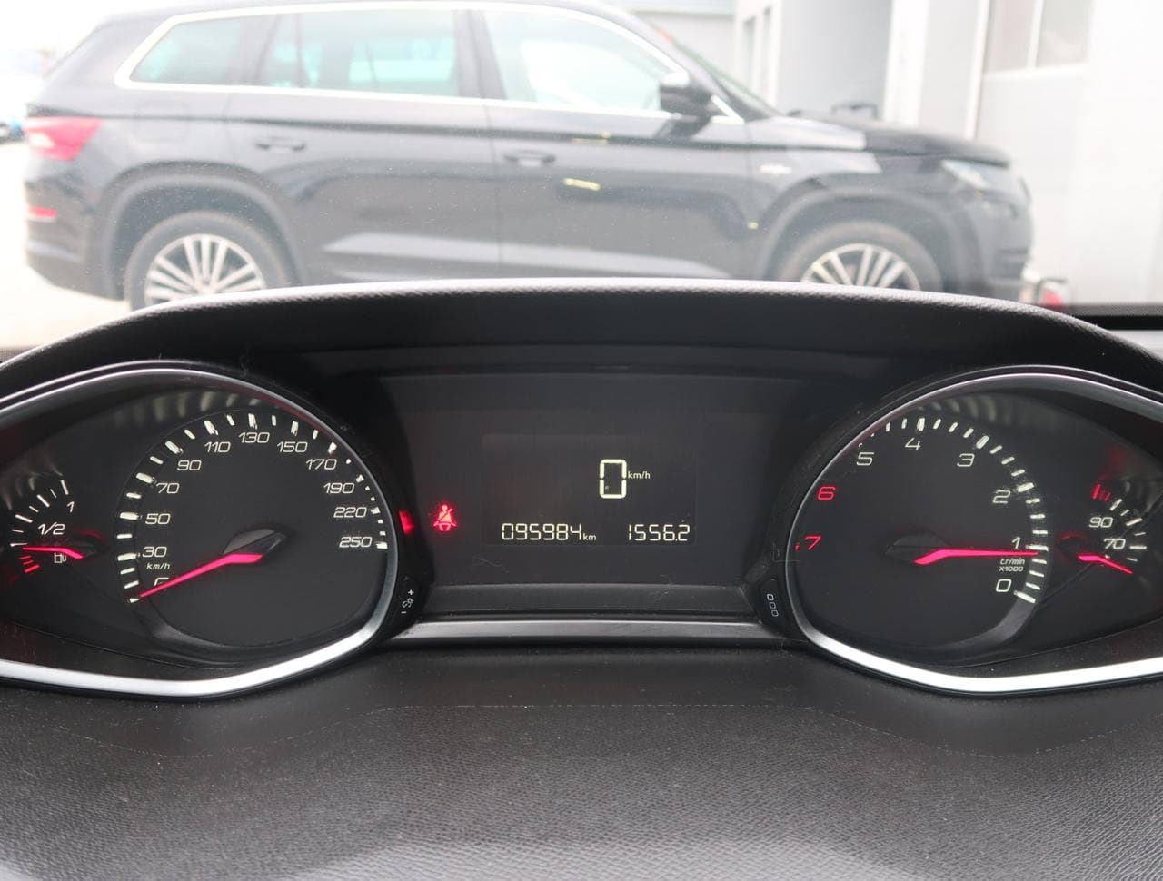 2019 Peugeot 308 - 17