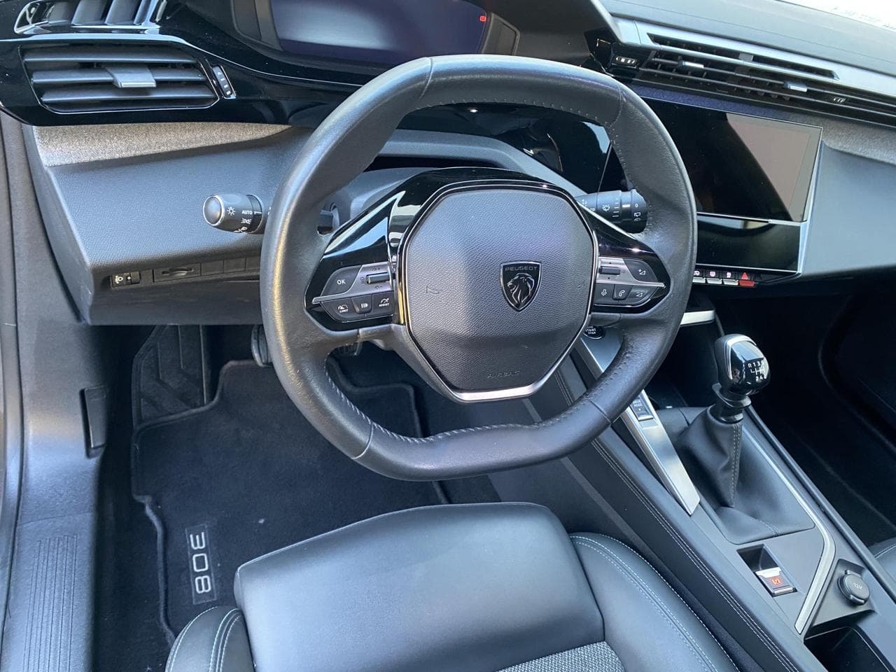 2022 Peugeot 308 - 25