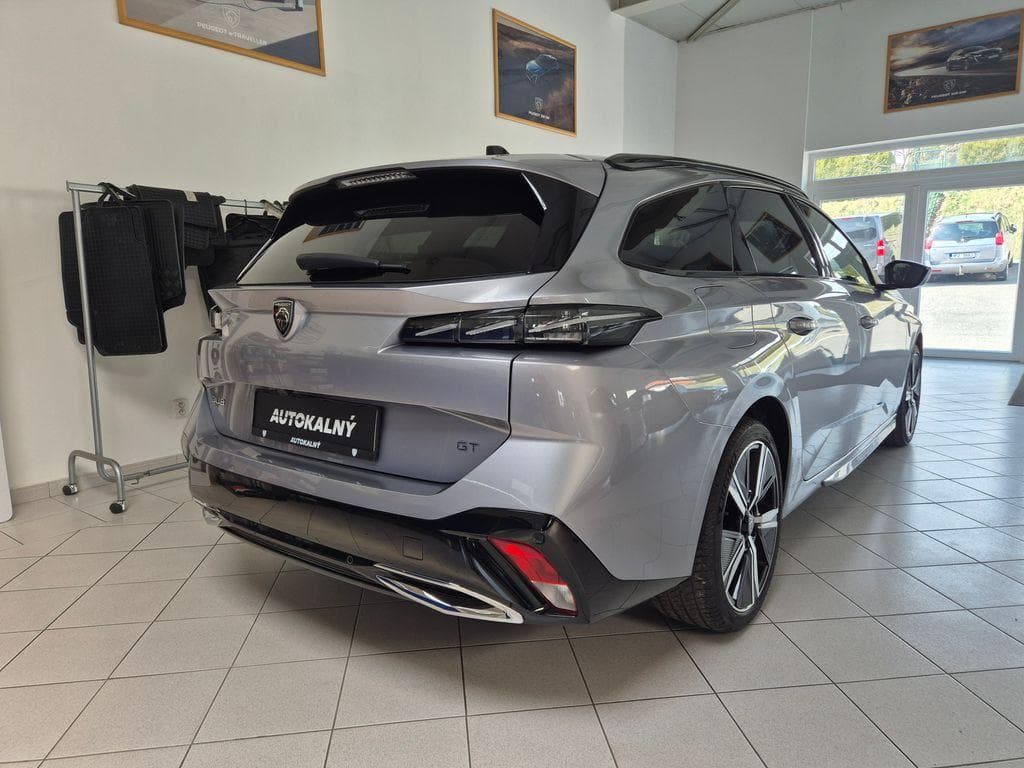 2025 Peugeot 308 - 4