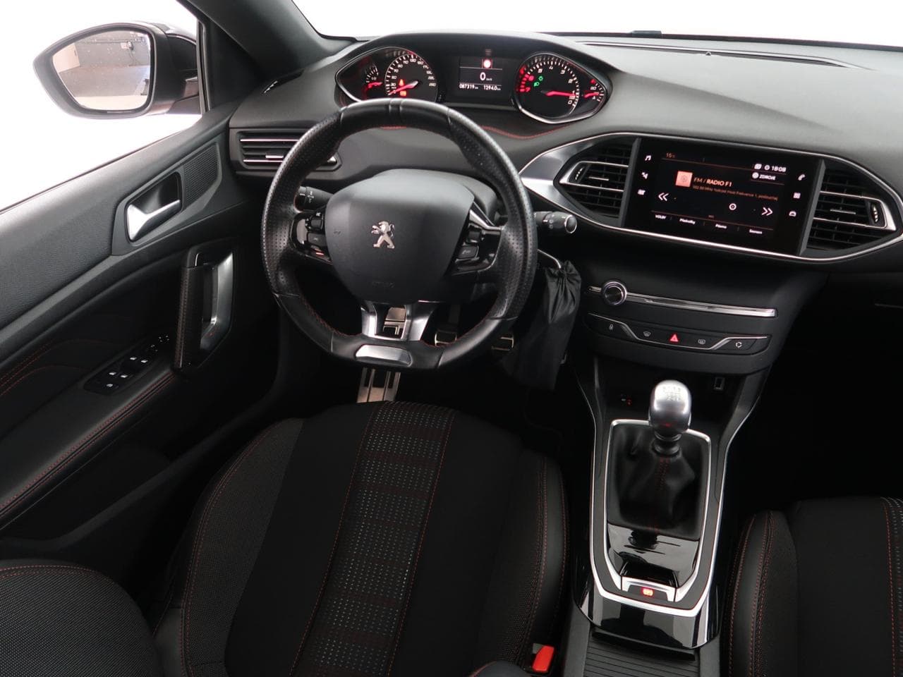 2019 Peugeot 308 - 17