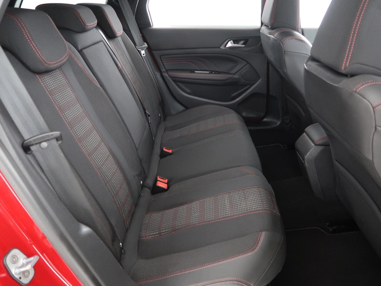 2019 Peugeot 308 - 25