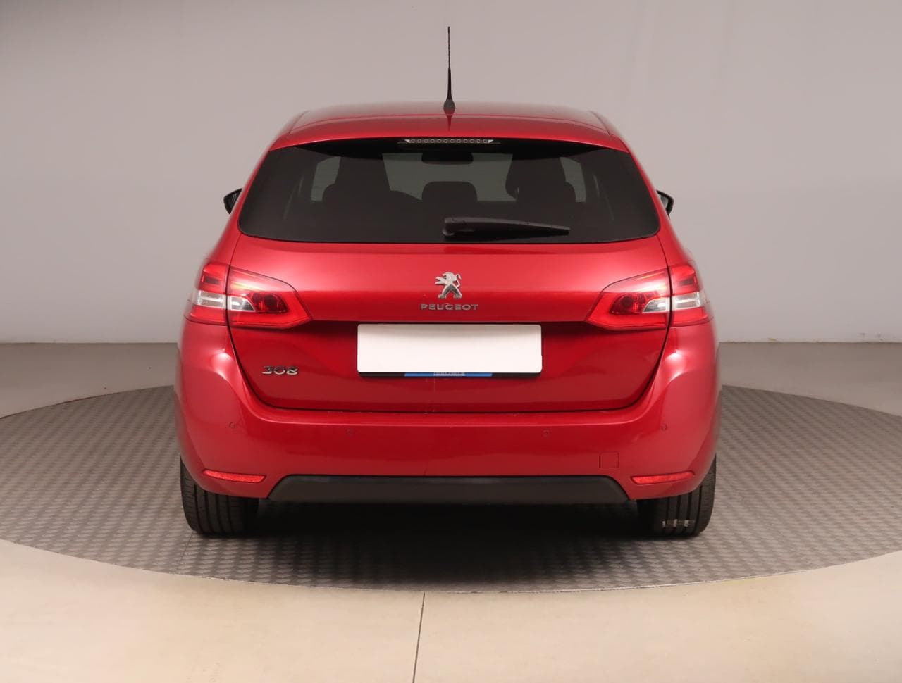 2018 Peugeot 308 - 8