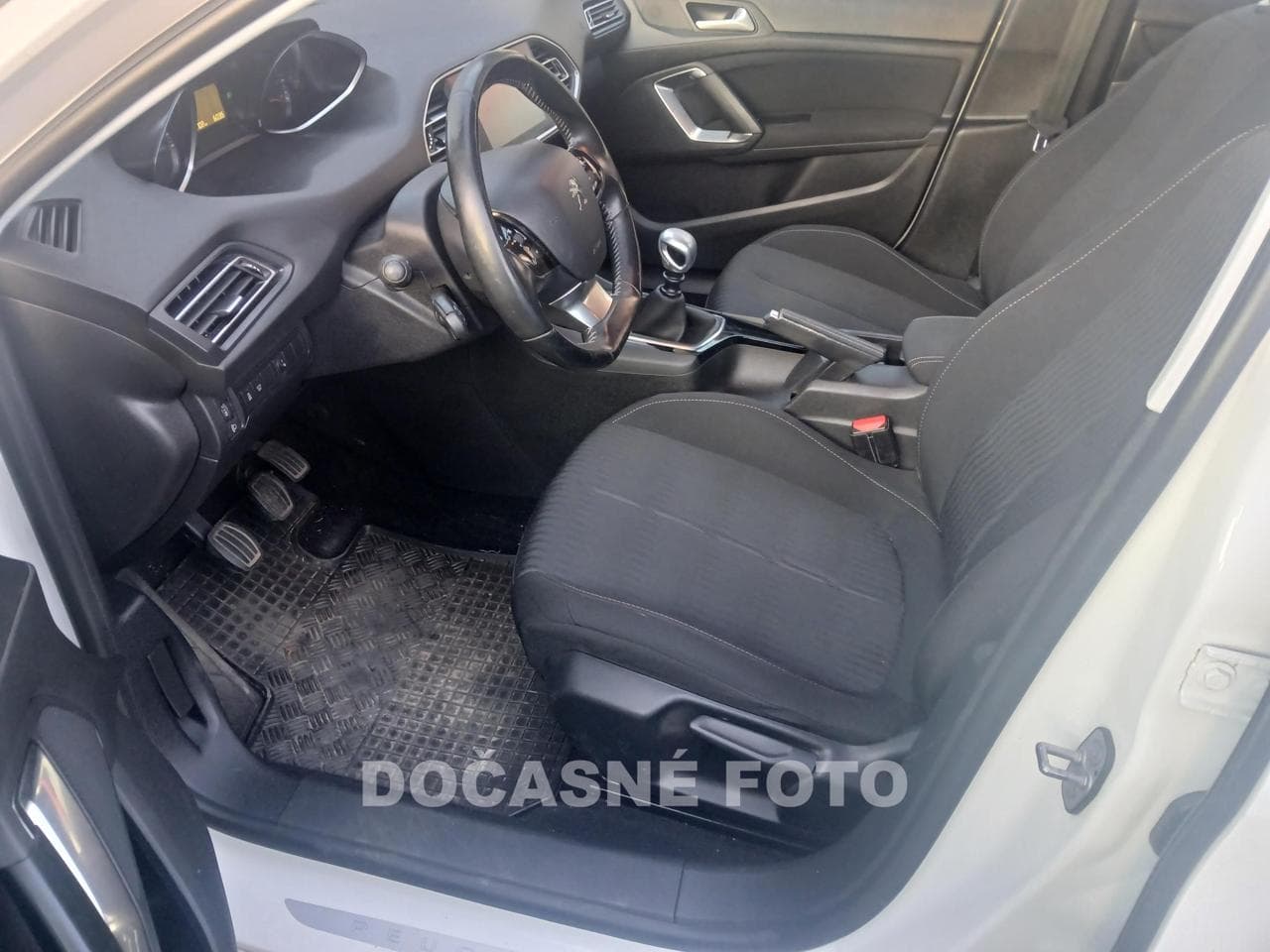 2017 Peugeot 308 - 3