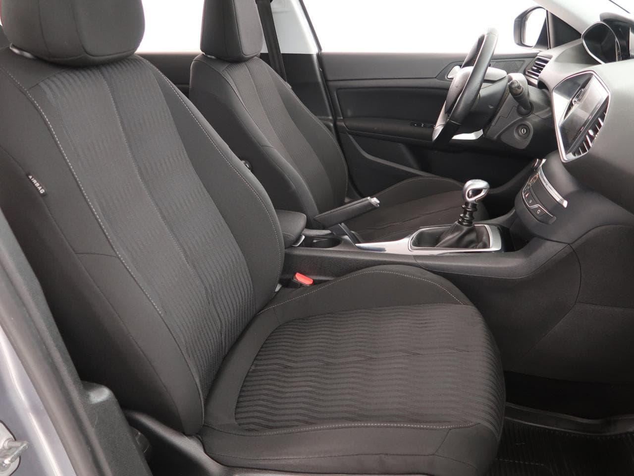2017 Peugeot 308 - 20