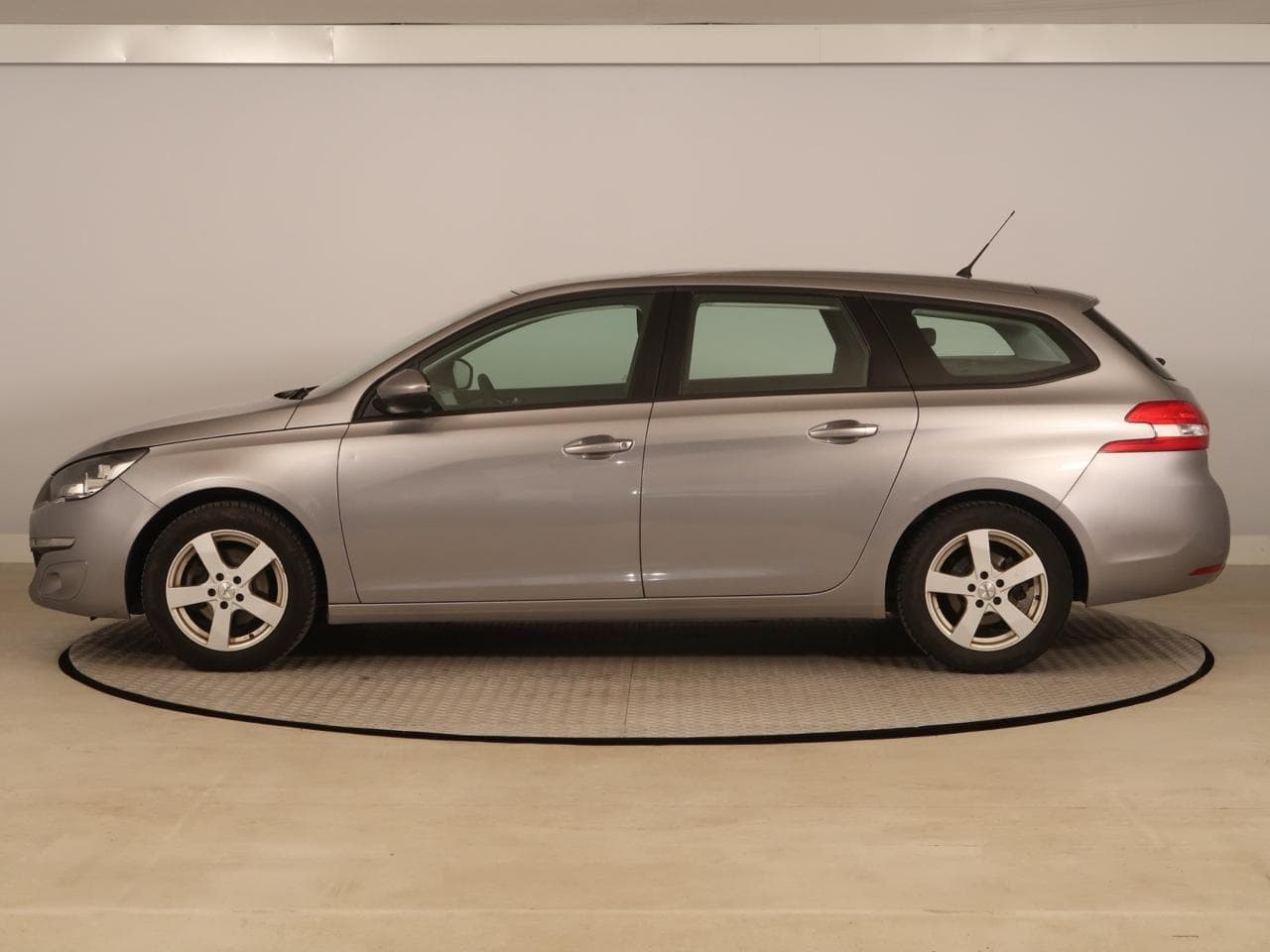2017 Peugeot 308 - 6