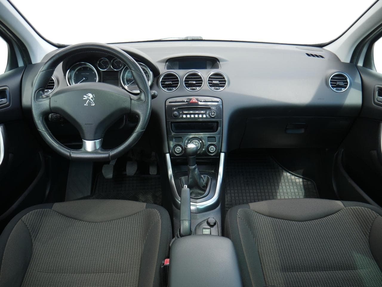 2014 Peugeot 308 - 8