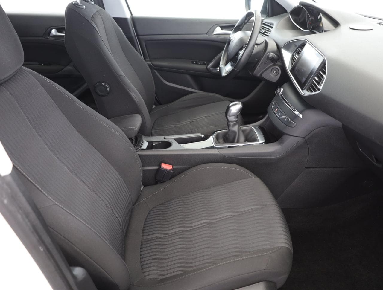 2017 Peugeot 308 - 10