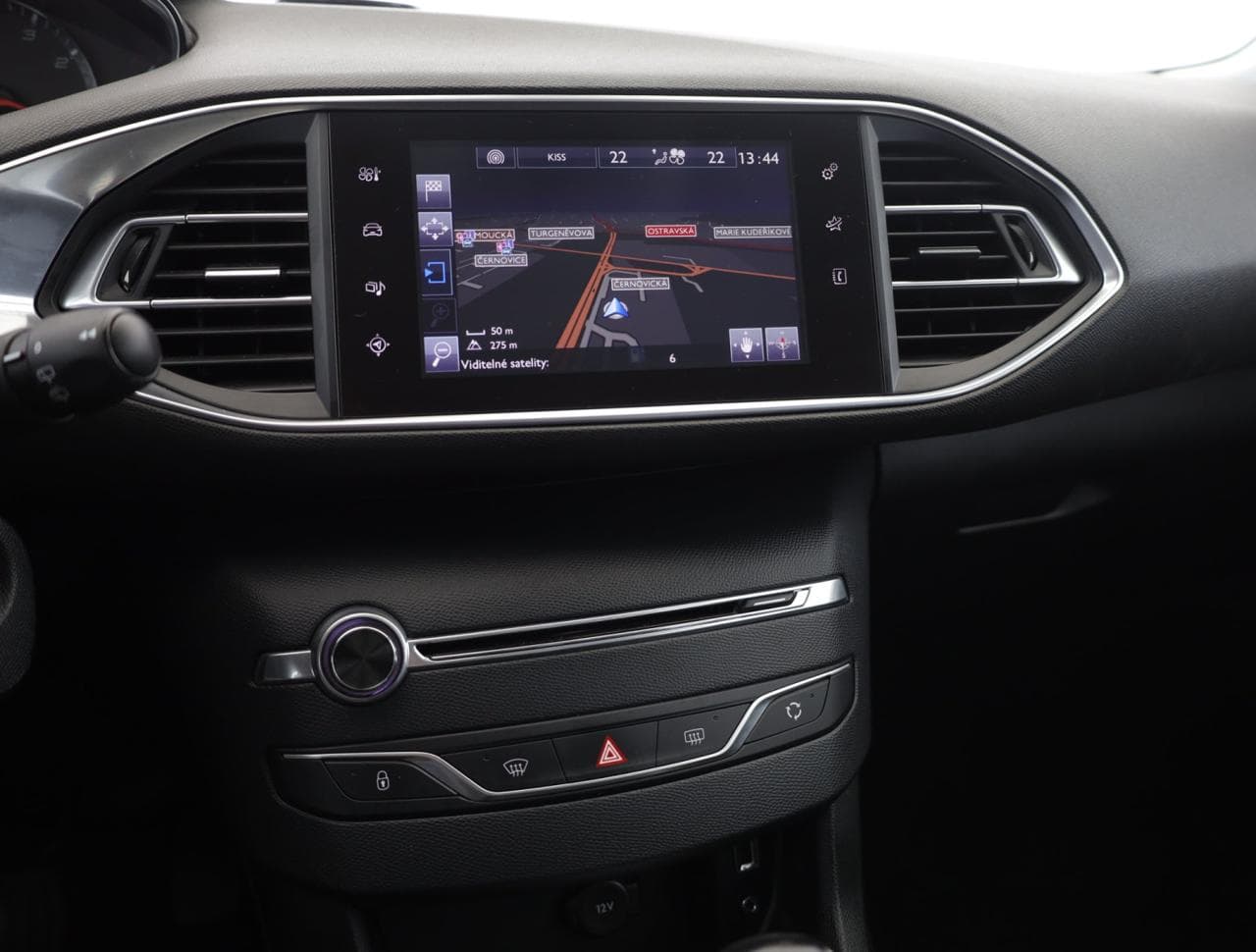 2017 Peugeot 308 - 15