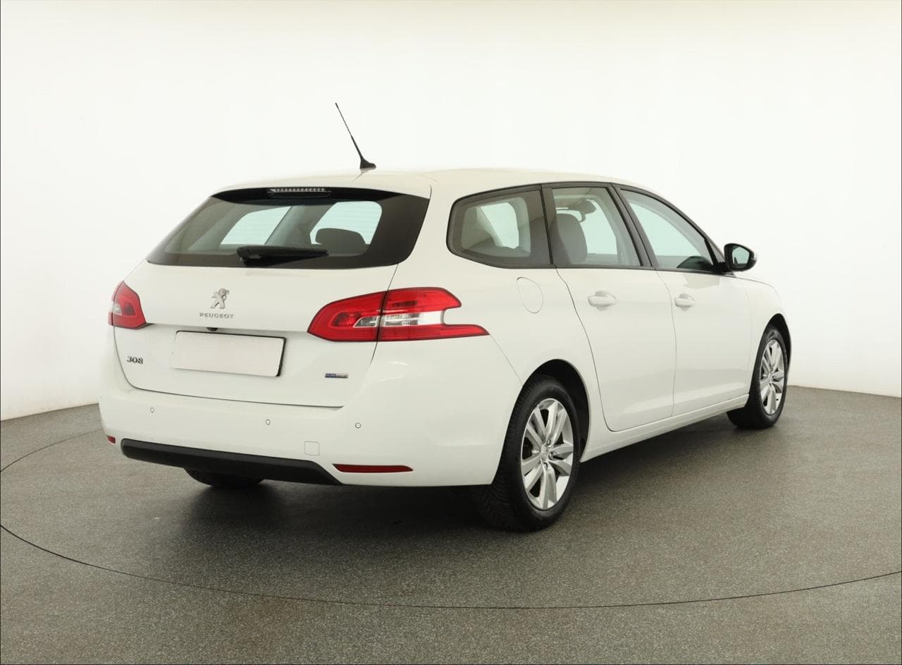 2017 Peugeot 308 - 7