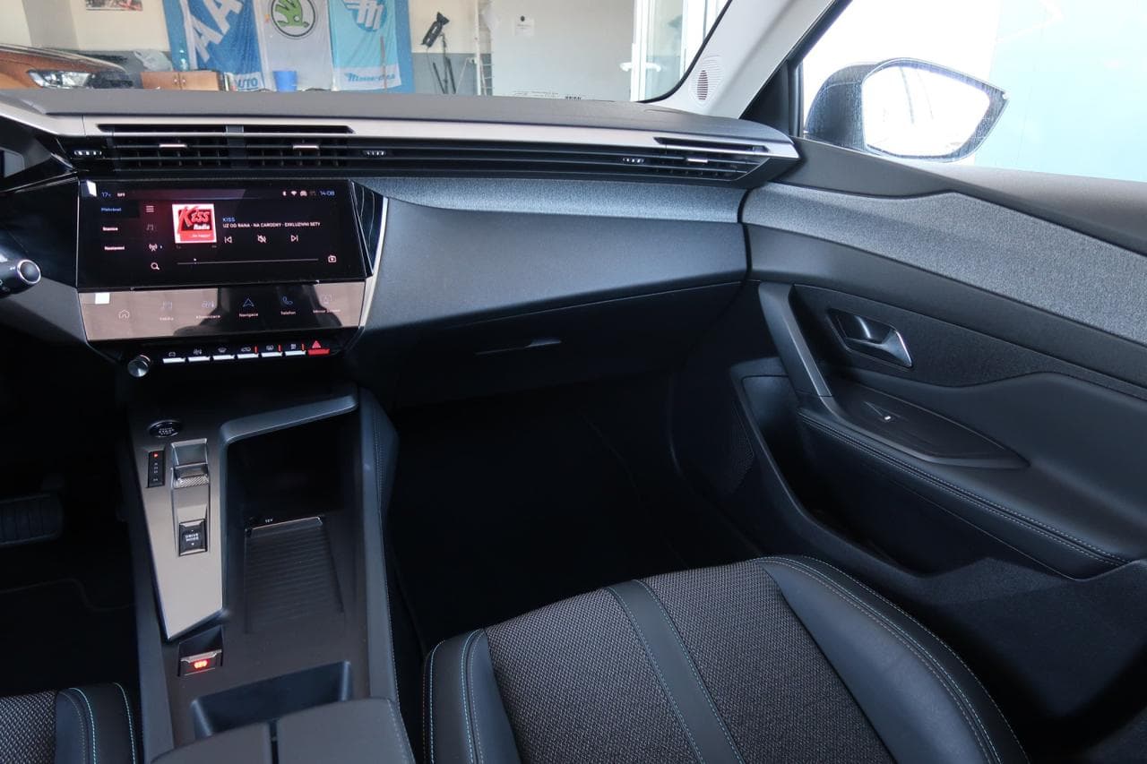 2024 Peugeot 308 - 11