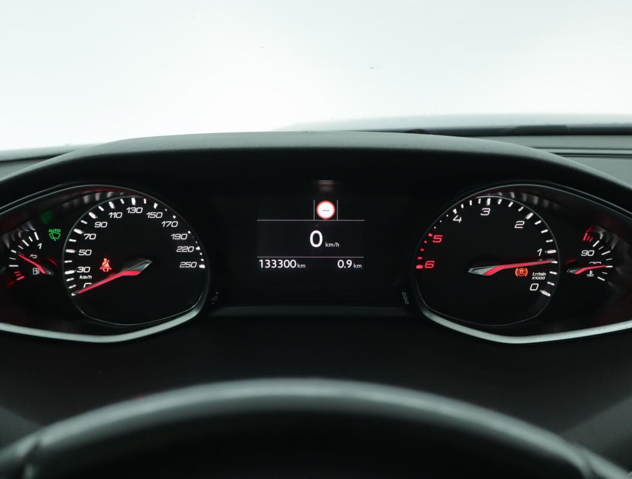 2020 Peugeot 308 - 17