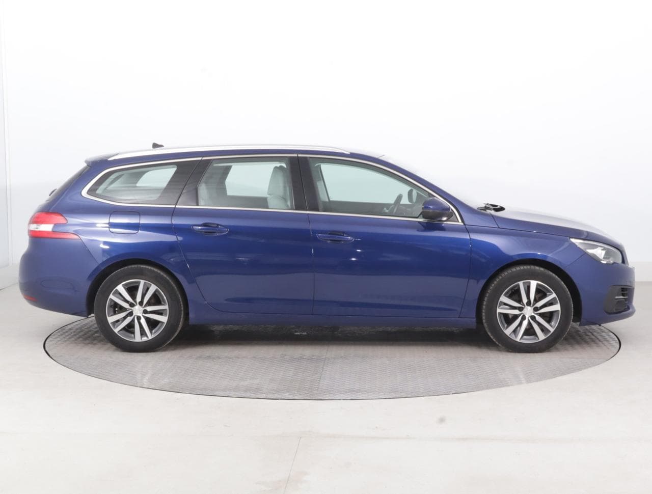 2020 Peugeot 308 - 8