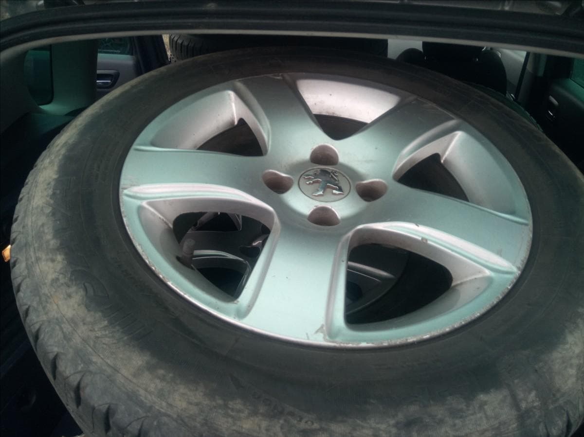 2010 Peugeot 3008 - 9