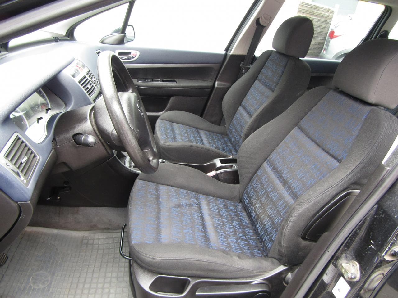2002 Peugeot 307 - 16