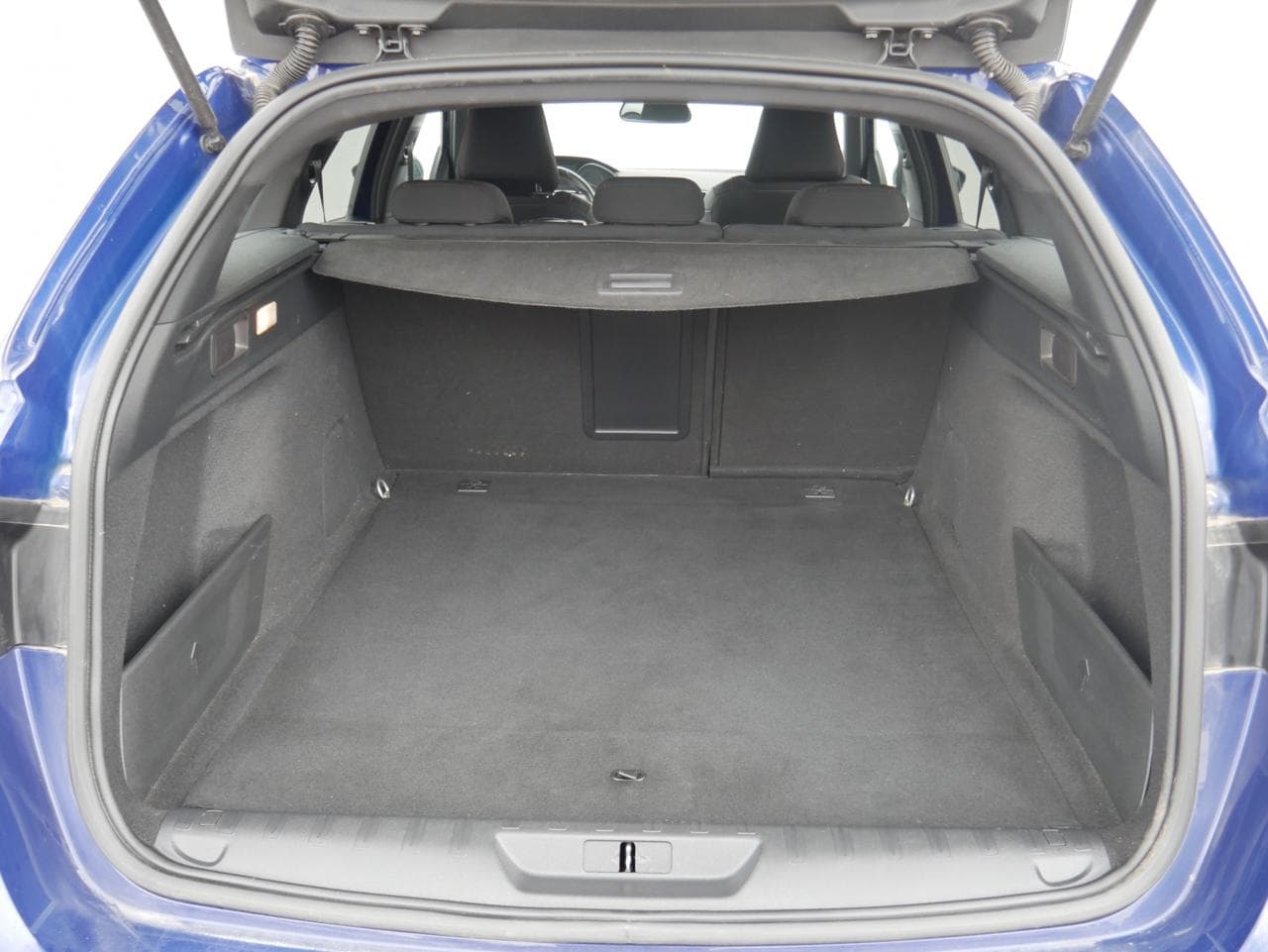 2018 Peugeot 308 - 7