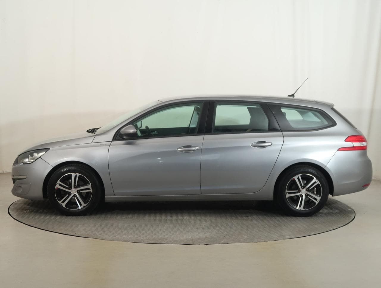 2017 Peugeot 308 - 4
